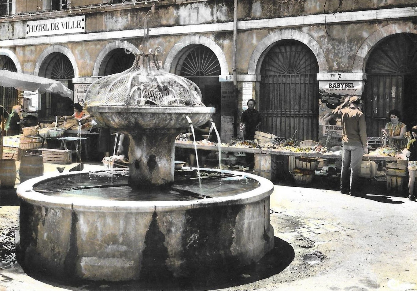 La fontaine des griffons - 1965