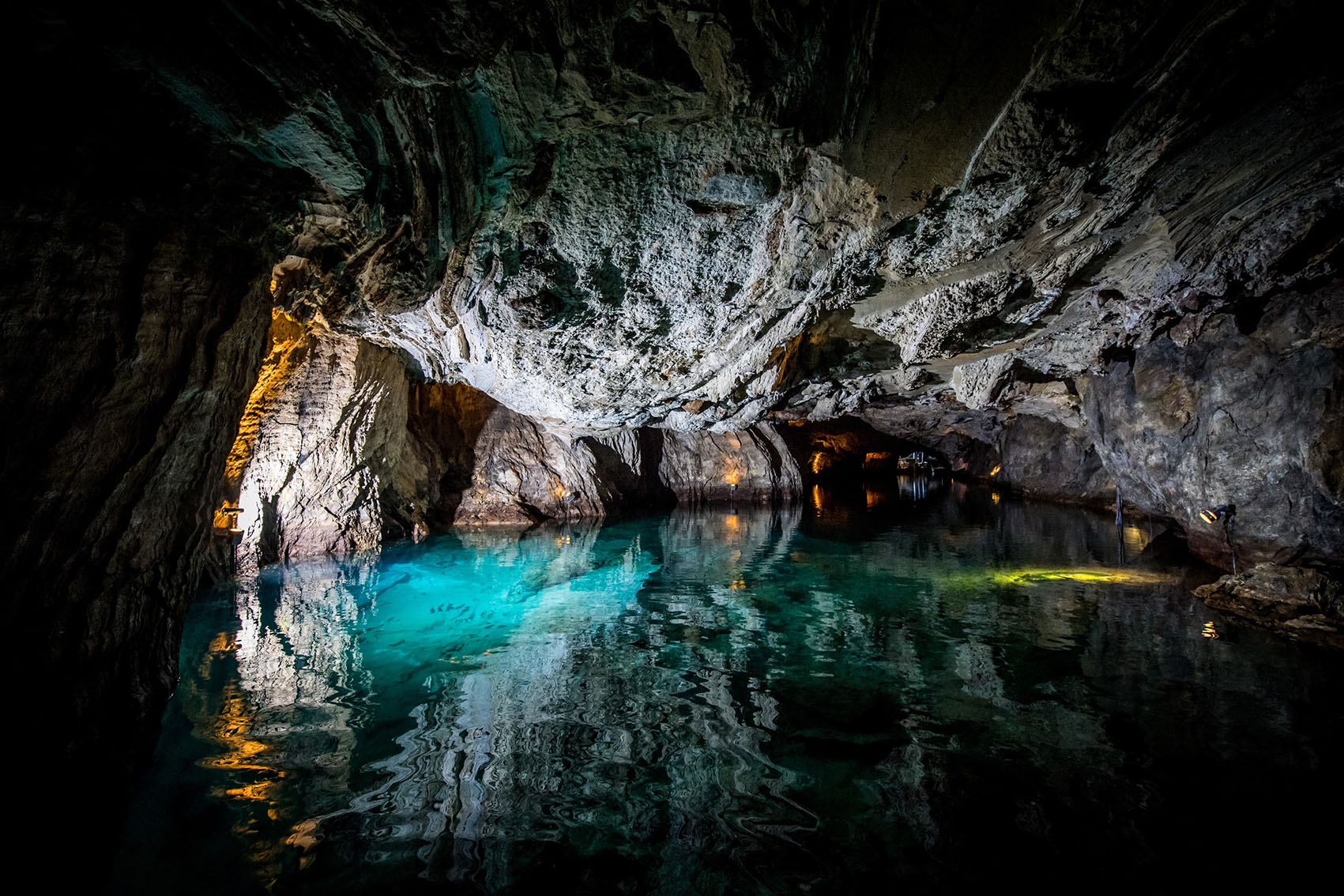 Grotte St-Léonard - Suisse