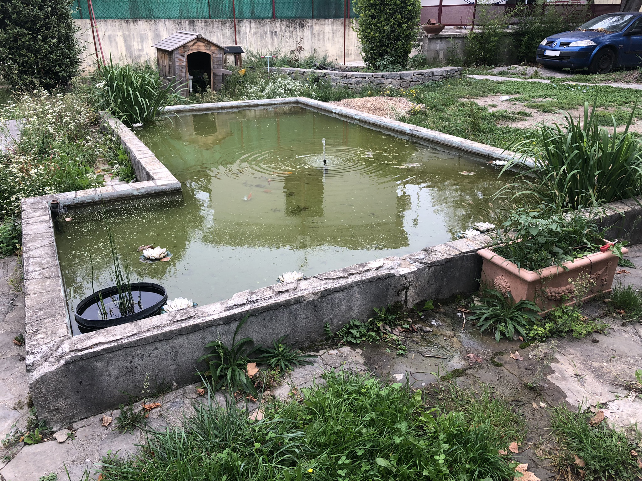 Fontaine du jardin de l'hospice