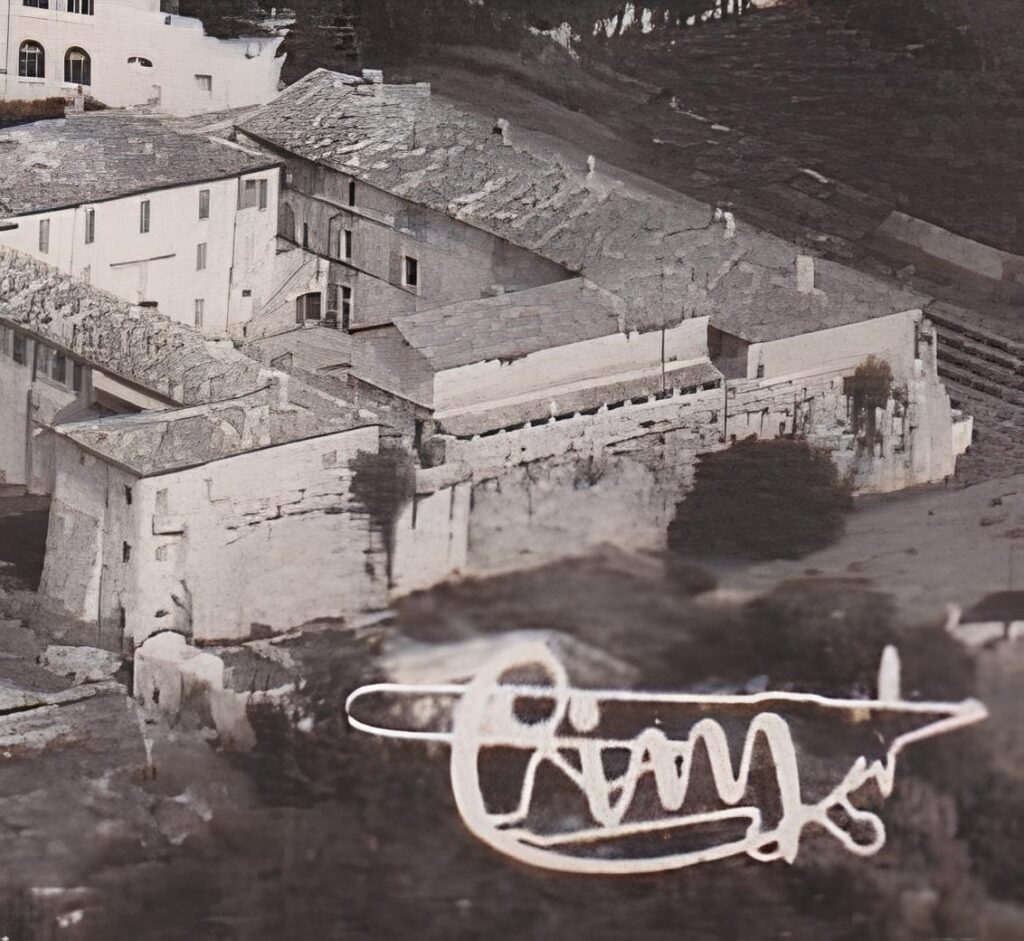 Fort Jallatte façade est et piscine.