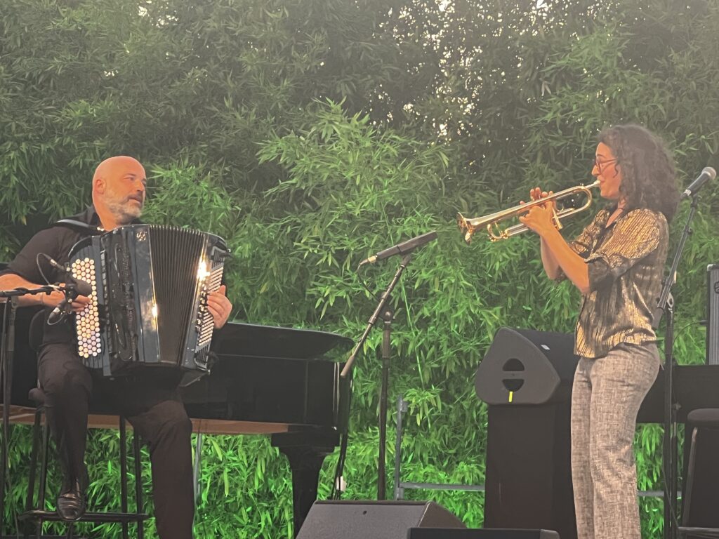 Airelle Besson & Lionel Suarez