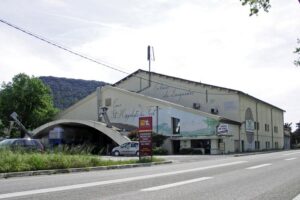 La cave coopérative de St-Hippolyte (Michel Wienin - 2009)
